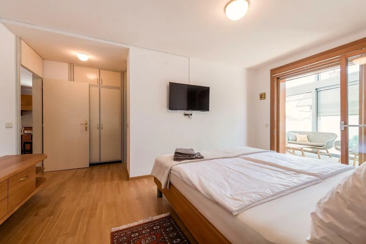 לובליאנה Rozna Dolina Apartment סלובניה